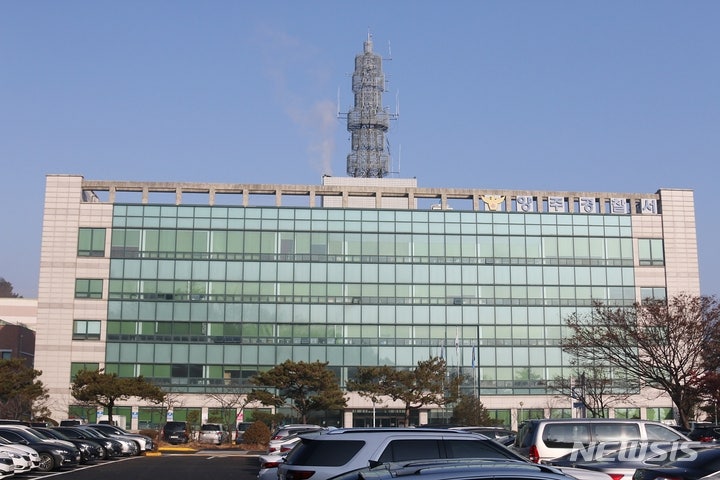 여장하고 여자화장실서 불법 촬영 양주시청 공무원 구속 | 인스티즈
