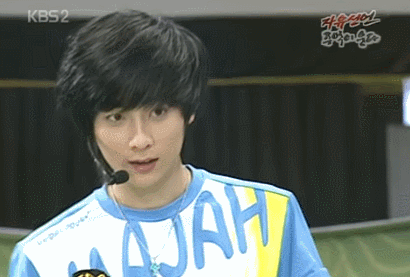 여고생들한테 여자보다 예쁘게 생겼다고 혼나는 민경훈 .JPG | 인스티즈