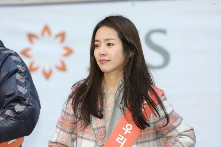 후임들 서프라이즈에 감동 받아 우는 왕고 | 인스티즈