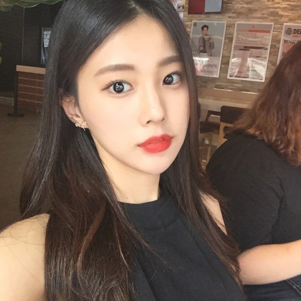 채원이 챙겨주는 혜원엄마 ㅋㅋㅋ (아이즈원) | 인스티즈