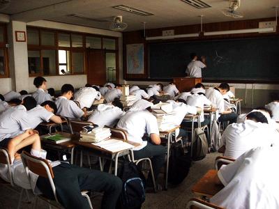 새내기가 대학생활에 실망하는과정 | 인스티즈