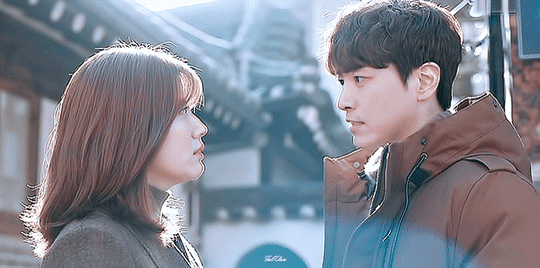[365운명을거스르는1년] 애정씬 하나없이 애틋했던 장르물 속 남주-여주 서사.gif | 인스티즈