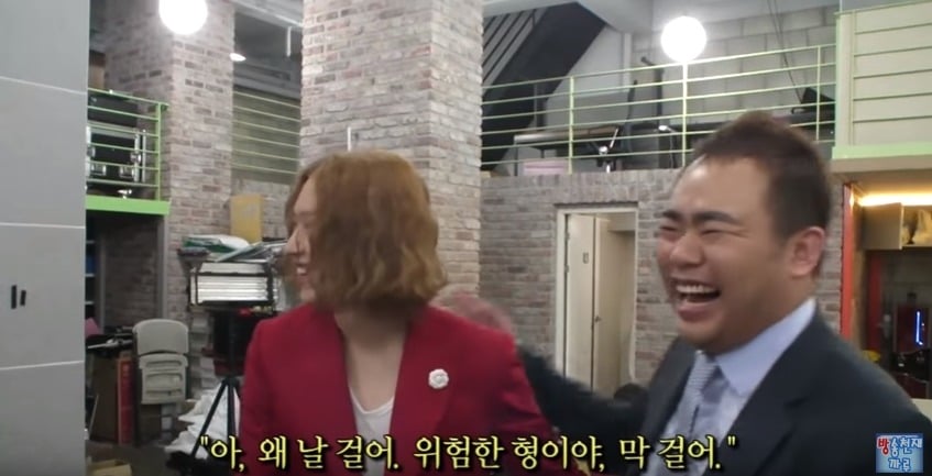 BJ지코와 같이 방송한 김희철.jpg | 인스티즈