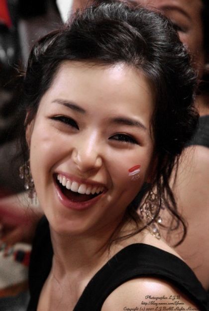 내 기준 웃는 게 예쁜 여자연예인 갑 4명 (모바일에서 안 보이는 거 수정함!!!! +추가) | 인스티즈