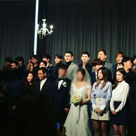 결혼식에 흰 블라우스 입고 간 아이린 해명글 | 인스티즈