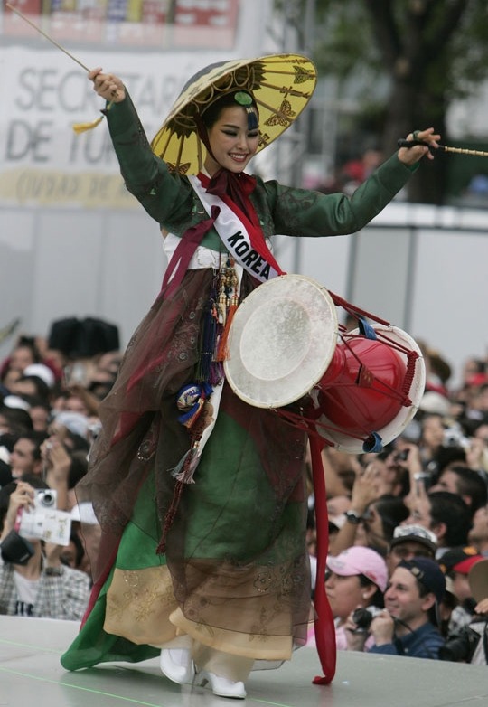 내 기준 웃는 게 예쁜 여자연예인 갑 4명 (모바일에서 안 보이는 거 수정함!!!! +추가) | 인스티즈