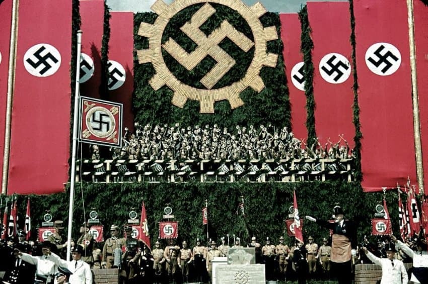 약스압)웅장하고 다크한 나치시절 독일 사진들 .JPG | 인스티즈