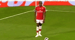 전세계 축구선수들이 쓰는 초인적인 역대급 축구스킬들.gif | 인스티즈
