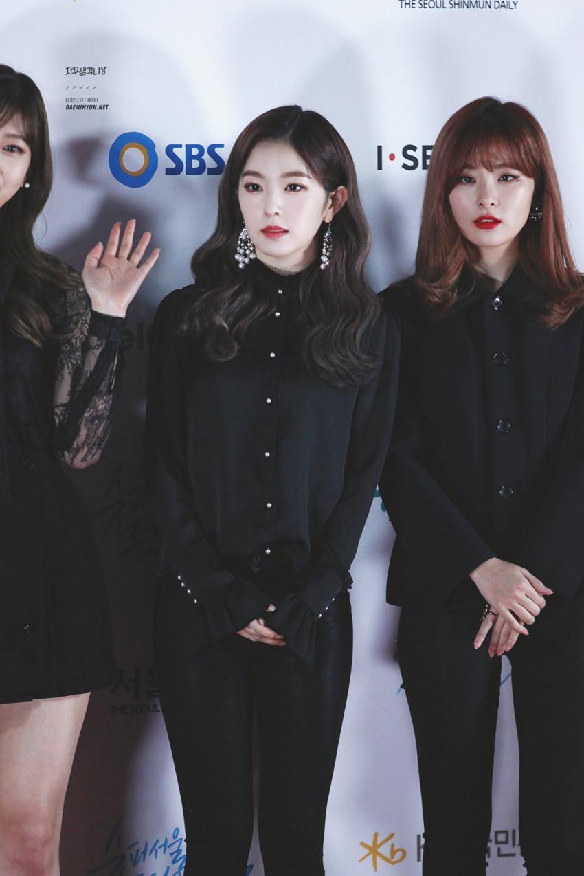 블랙이 잘 받는 아이린.jpg | 인스티즈