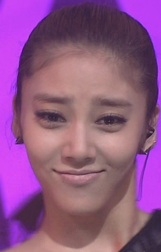 갸륵한 표정으로 화제됐던 여자연예인 세명 | 인스티즈