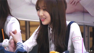 얼굴 큰 아이돌 | 인스티즈