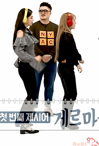 레드벨벳 동네북 웬디 엉덩이.jpgif | 인스티즈