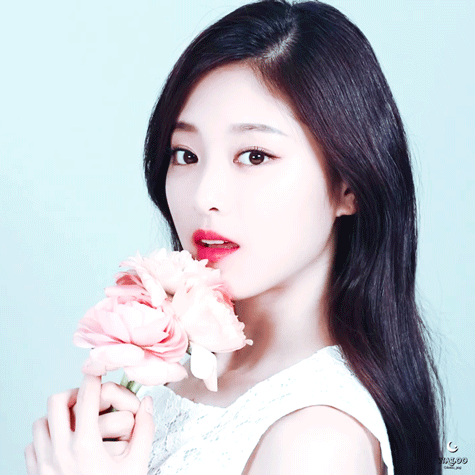 이달의소녀 현진.gif | 인스티즈