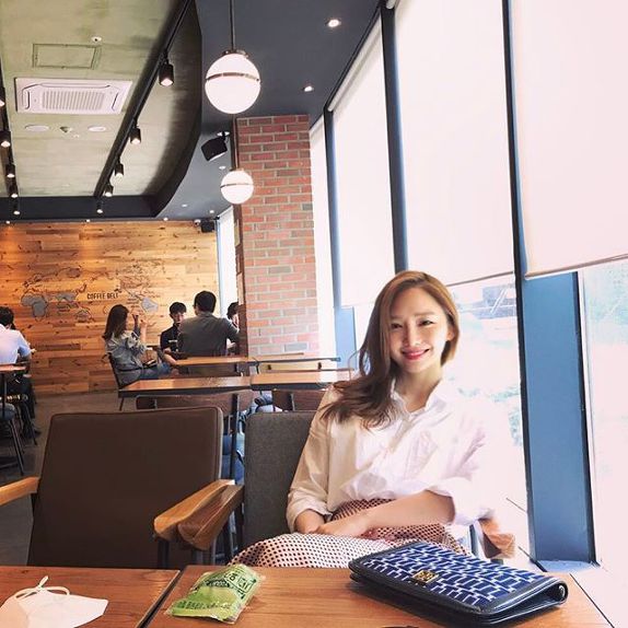 긴머리일땐 평범한데 단발하면 짱예되는 윤태진 | 인스티즈