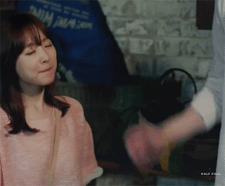 박보영때문에 실제로 연기가 힘들었다던 조정석.gif | 인스티즈
