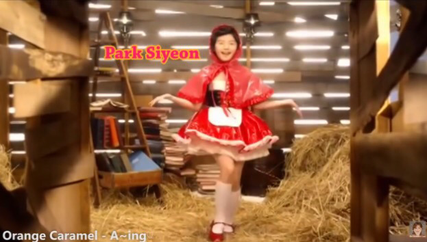 先 後중독의 선두주자! B급 컬쳐 아이돌의 시초! 말도 많고 탈도 많았던 ＜오렌지캬라멜＞의 의상 모음 | 인스티즈