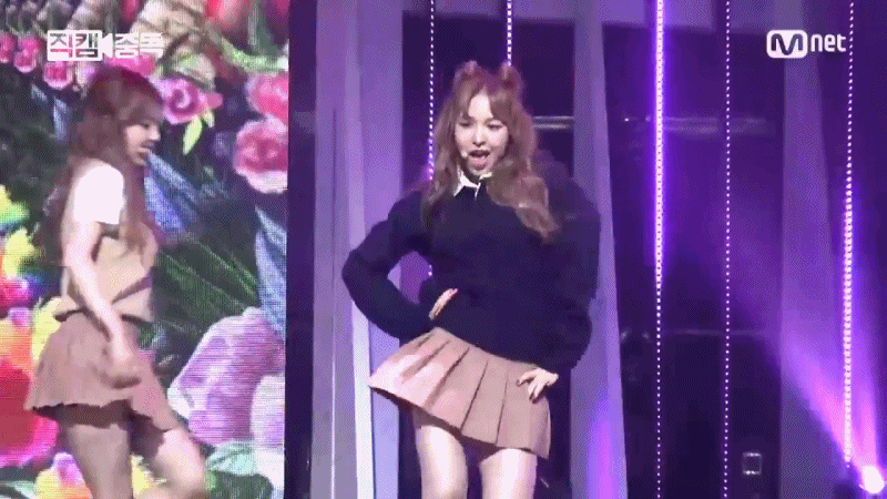 레드벨벳 동네북 웬디 엉덩이.jpgif | 인스티즈