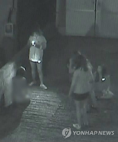 [심약자주의] 부산 여중생 폭행 사건 사진 | 인스티즈