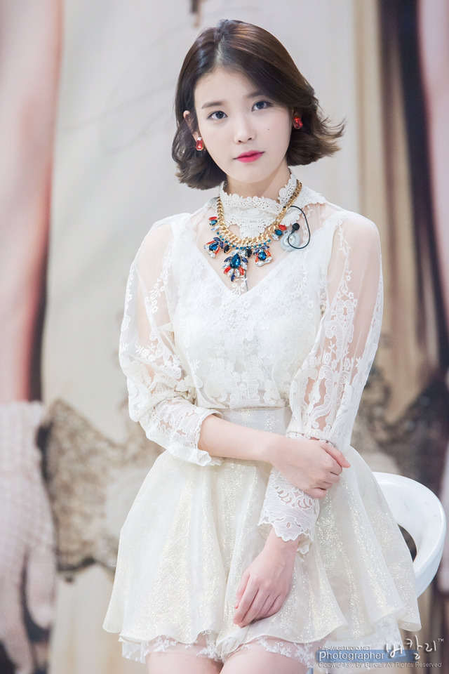 아이유 | 인스티즈