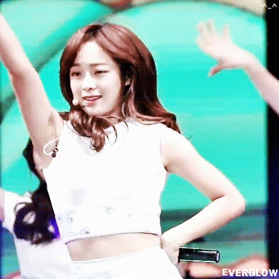취향 파괴하는 김세정 겨드랑이.gif | 인스티즈