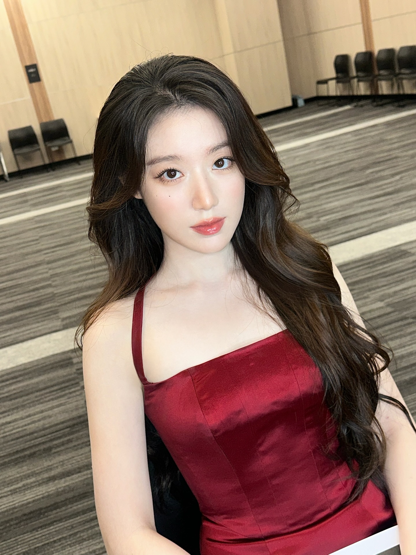 피부 여전히 새하얀 아이들 슈화 근황 | 인스티즈