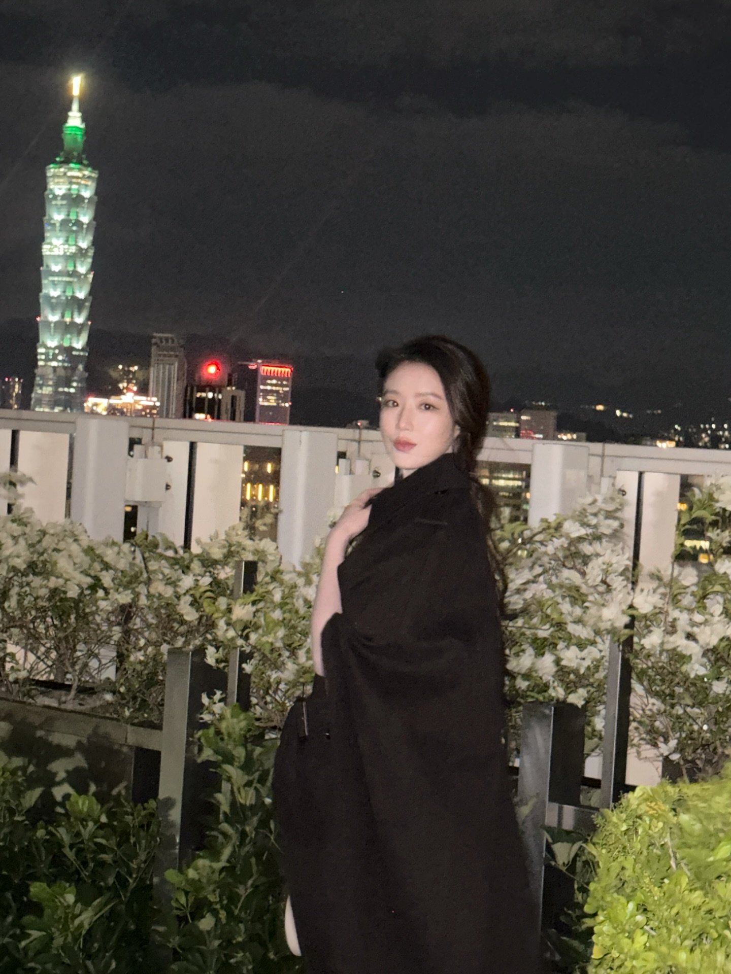 피부 여전히 새하얀 아이들 슈화 근황 | 인스티즈