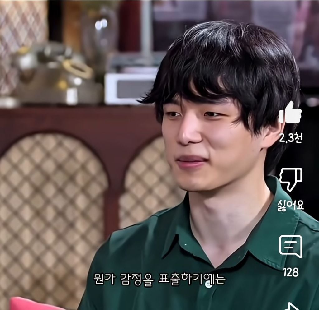 모쏠이지만 연애는 하고싶어) 재윤의 근거없는 수치심 | 인스티즈