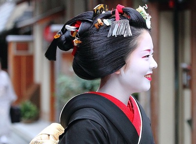 뭐? 아시아인들이 백인을 동경해 흰 피부를 갖고 싶어한다고????????????????? | 인스티즈