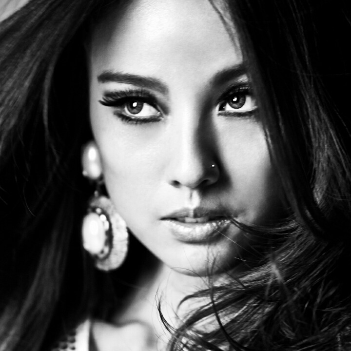 아치형 눈썹을 가진 연예인들 | 인스티즈