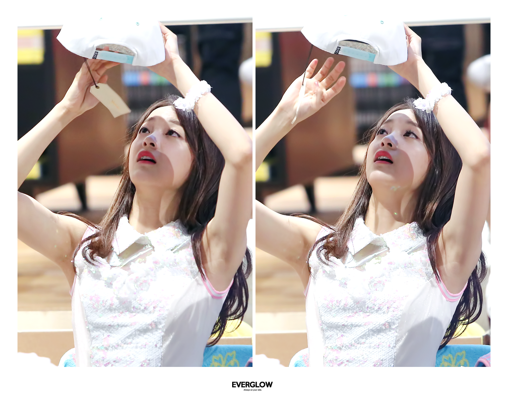 취향 파괴하는 김세정 겨드랑이.gif | 인스티즈