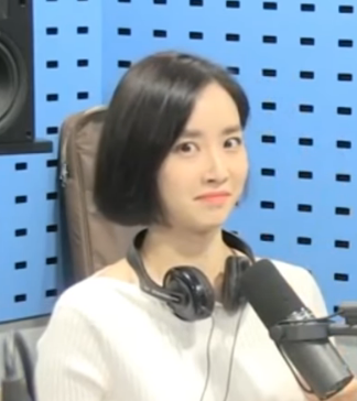 긴머리일땐 평범한데 단발하면 짱예되는 윤태진 | 인스티즈