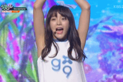 취향 파괴하는 김세정 겨드랑이.gif | 인스티즈