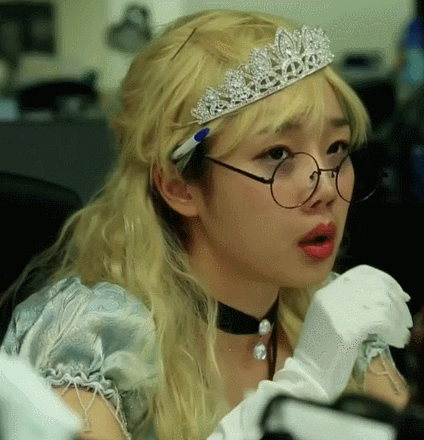 길거리에서 쉽게 볼 수 있는 훈녀같은 외모를 가진 여자배우.jpg | 인스티즈