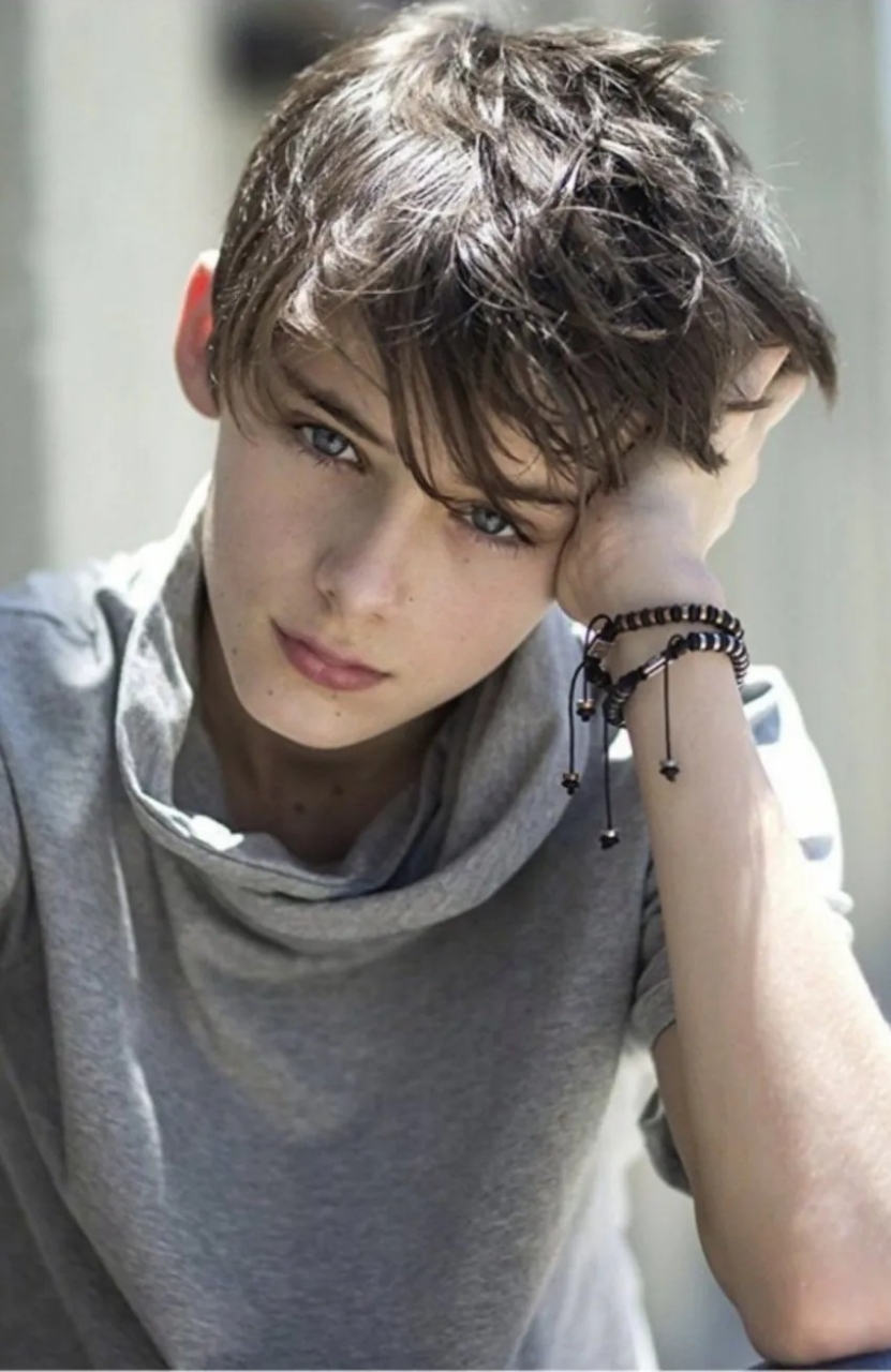 세상에서 가장 잘생긴 아동 모델 근황 | 인스티즈