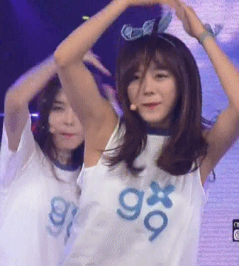 취향 파괴하는 김세정 겨드랑이.gif | 인스티즈