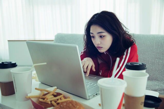 AI의 '위험한' 맞장구…설마설마하다 '잘못된 확신' 굳어진다 | 인스티즈