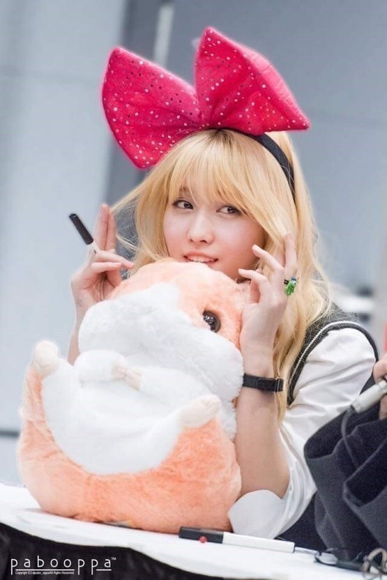 데뷔 전,후 가 너무나 다른 모모 | 인스티즈