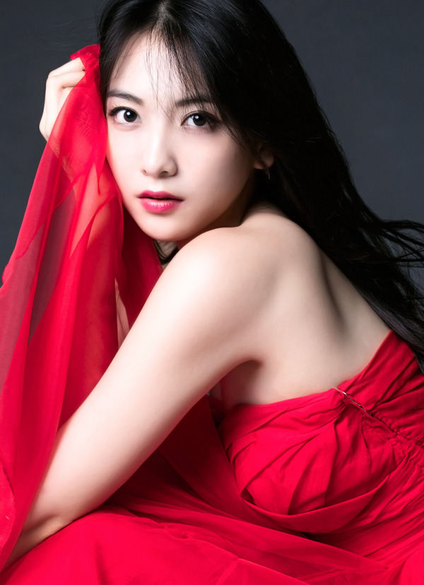 아치형 눈썹을 가진 연예인들 | 인스티즈