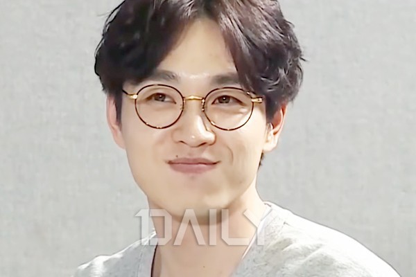 안경 회사에서 뽑은 안경이 잘어울리는 남자 연예인 7 | 인스티즈