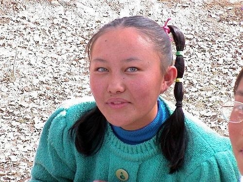 몽골,위구르,중앙아시아서 보이는 금발벽안의 황인종 모습들 | 인스티즈