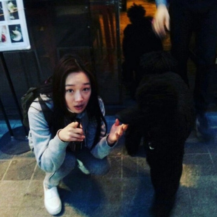 길거리에서 쉽게 볼 수 있는 훈녀같은 외모를 가진 여자배우.jpg | 인스티즈
