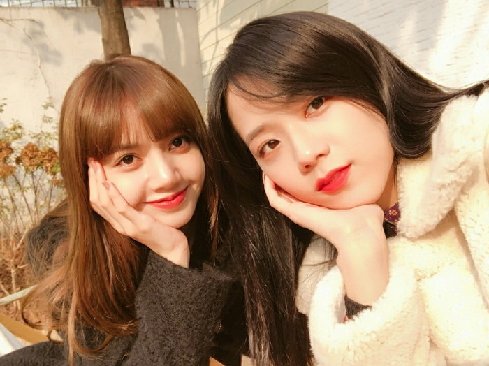앞머리 내리니 꽤 이뻐진 블핑 지수 | 인스티즈