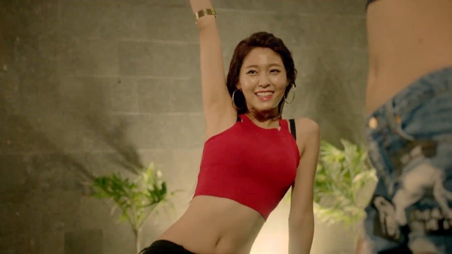 설현 겨드랑이 총모음.JPGIF (feat.잘가라) | 인스티즈