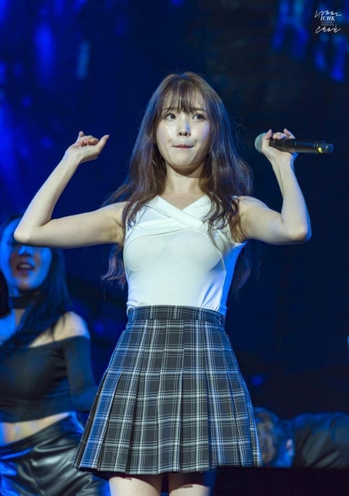 아이유 겨드랑이.jpgif | 인스티즈