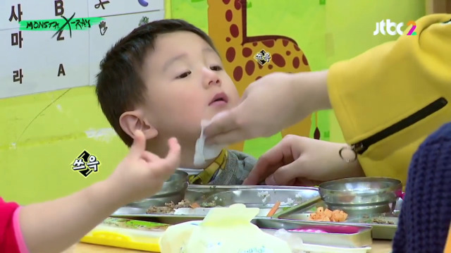 어린이집 점심시간에 아가들이 졸려서 어쩔줄 모르는 글.jpg (짱덕사 주의) | 인스티즈