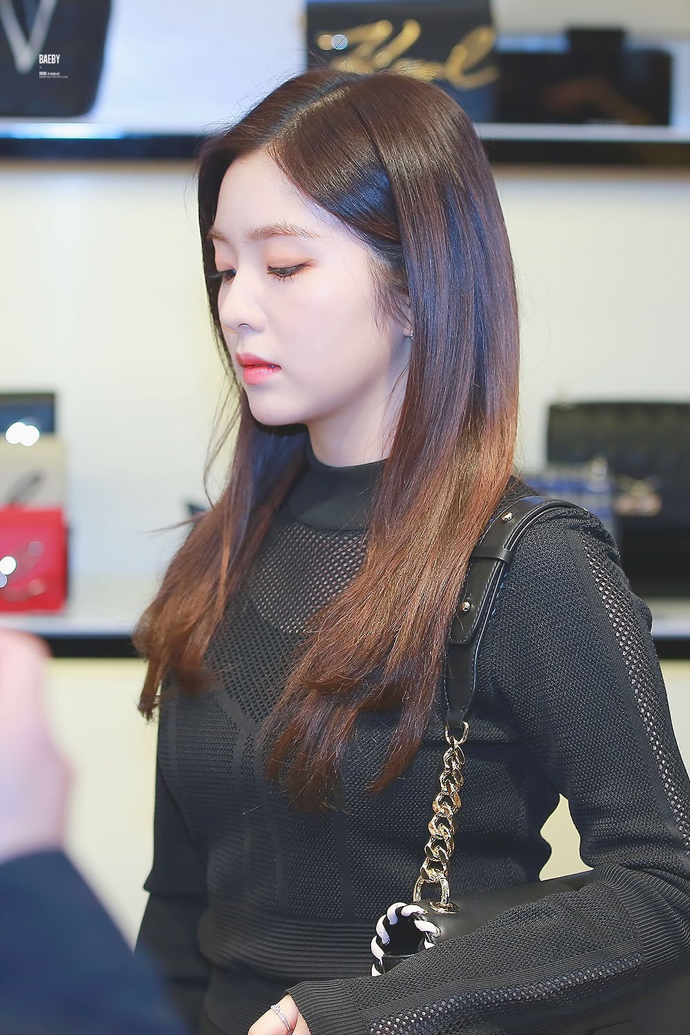 블랙이 잘 받는 아이린.jpg | 인스티즈