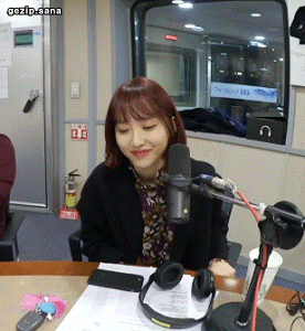 긴머리일땐 평범한데 단발하면 짱예되는 윤태진 | 인스티즈