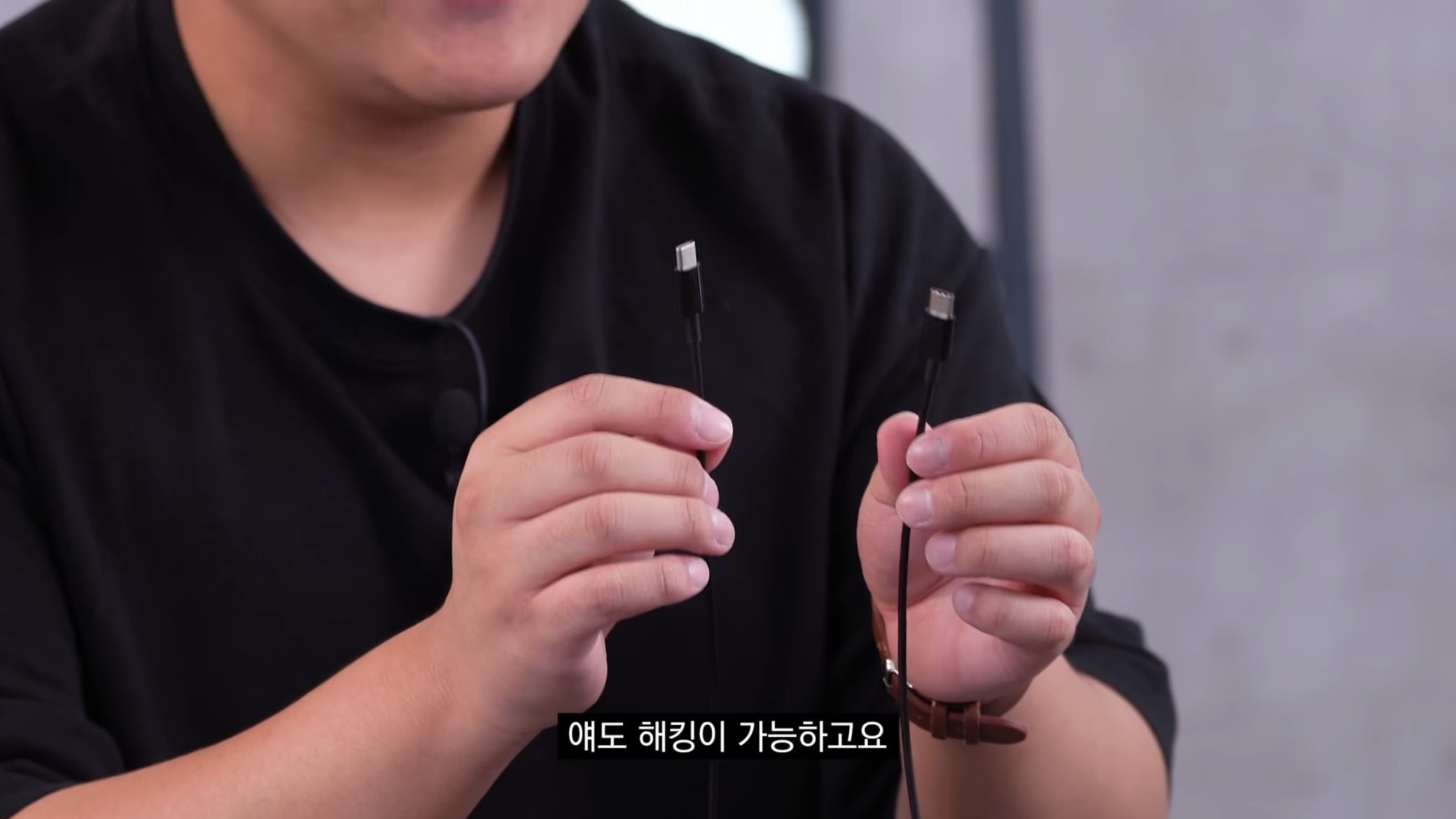 공공장소에서 "공용충전기" 쓰는사람들이 알면 좋을 내용..jpg | 인스티즈