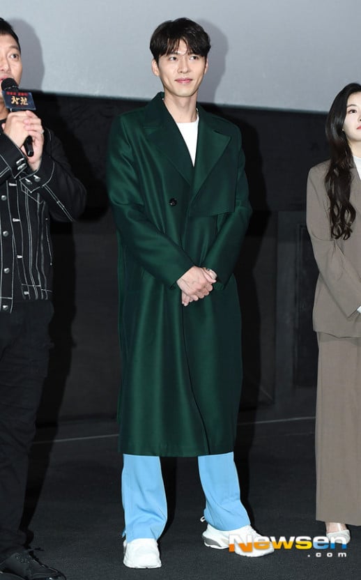 [현빈] 독특한 스타일을 많이 시도하는 현빈과 스타일리스트.jpg | 인스티즈