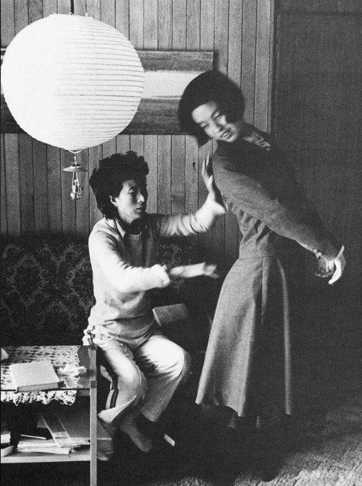 윤미가 태어나서 시집가기까지 jpg | 인스티즈